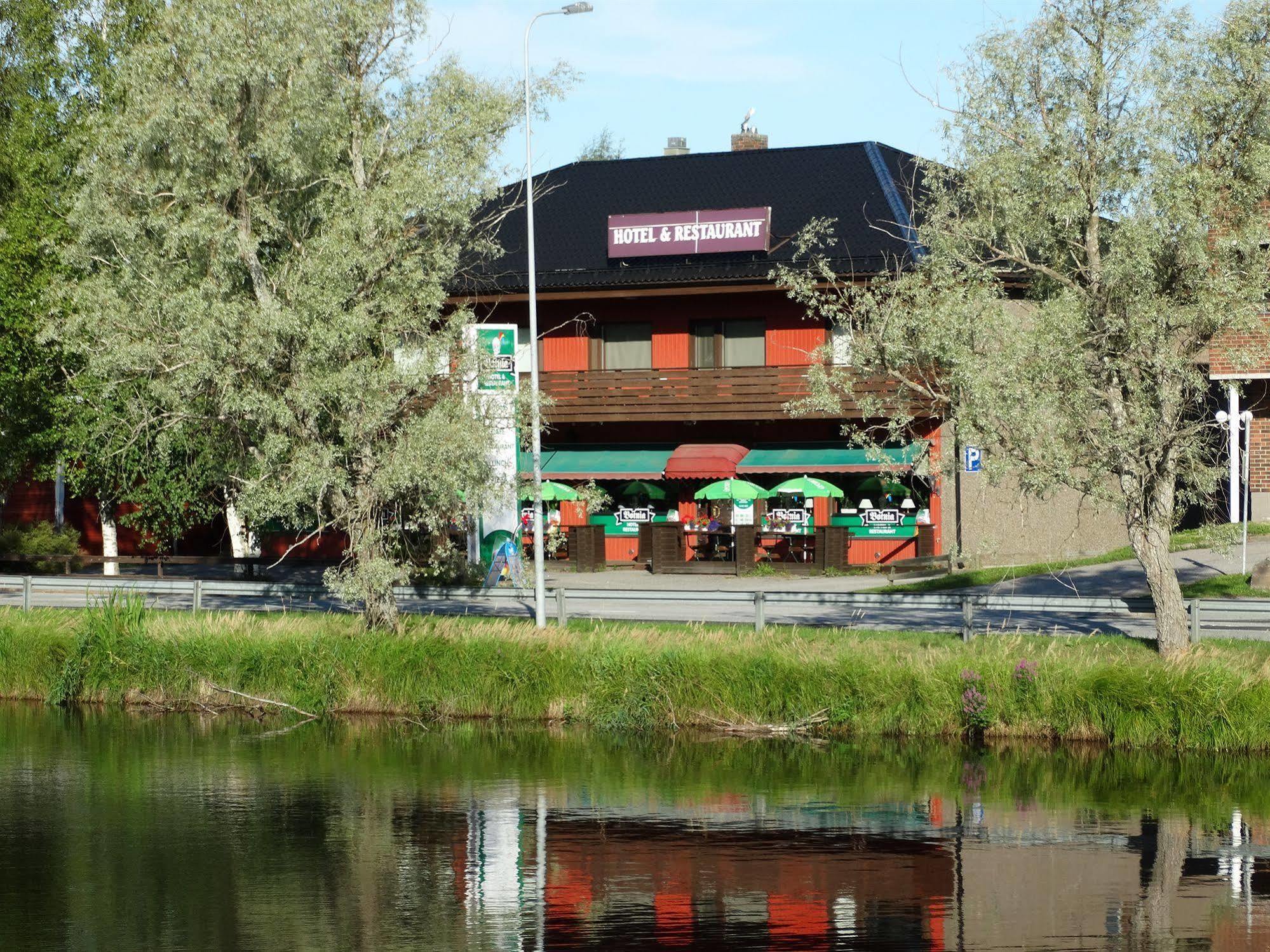 Botnia Hotel & Restaurant Kruunupyy Экстерьер фото